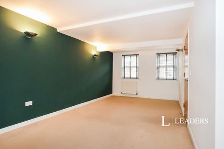 5 bedroom terraced house to rent - Photo 5