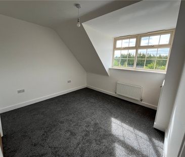 A well presented three bedroom terraced house offering spacious acc... - Photo 6