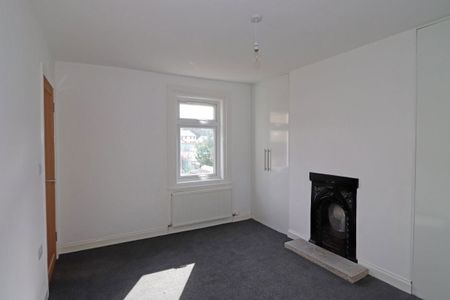 Terraced House in Durranhill Road, Carlisle - Photo 5