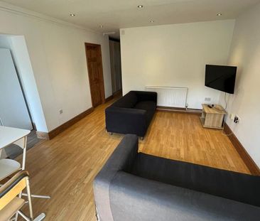 2a Outwoods Avenue - Single rooms Loughborough - Photo 2