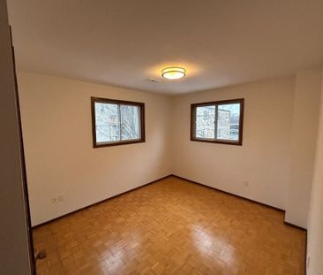 For Lease - 13 East Road Unit# Main & 2nd Flr, Toronto, Ontario - Photo 4