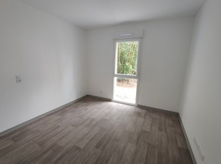Location Appartement 1 pièce 18m² FRANQUEVILLE ST PIERRE 76520 - Photo 4