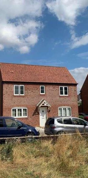 Goodwood Close, Bicester, OX26 - Photo 1