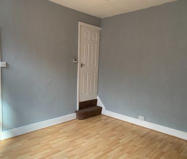2 Bed Terraced House, Noster Street, LS11 - Photo 5