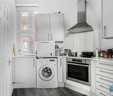 2 bedroom maisonette to rent - Photo 4