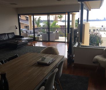 ONE OF THE BEST - Photo 2