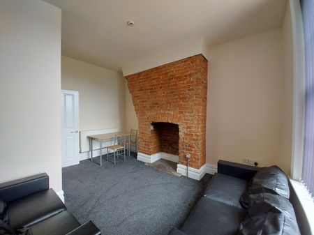 6 Stanley Terrace - Flat 3, Preston - Photo 5