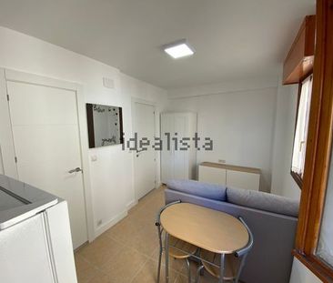 Alquiler de piso en Calle Miramar, 11 - Photo 1