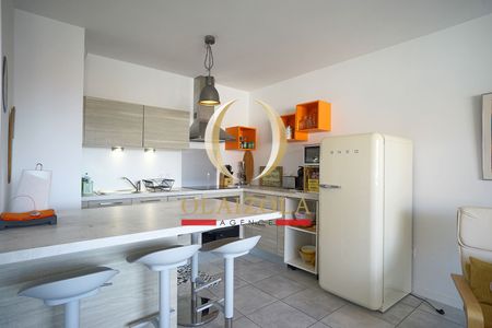 Location Appartement 2 pièces 46m² - Photo 5