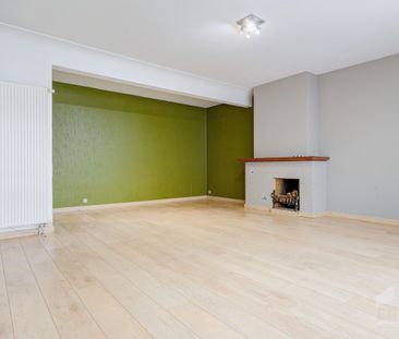 Gezellig app met autostaanplaats op toplocatie in Hasselt - Photo 2