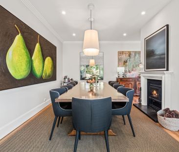 Beautifully crafted east side comfort at Roseville Park - Photo 4