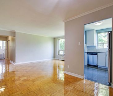 Crown Hill Place Apartments - Photo 6