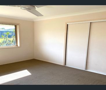 4 Merlin Place, Ormeau, Qld 4208 - Photo 5