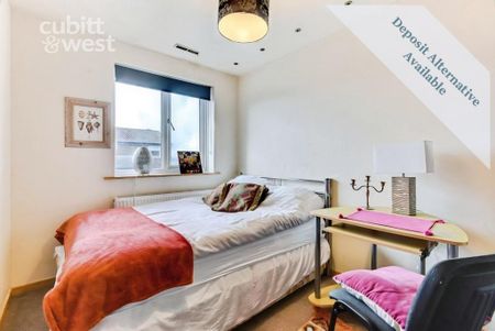 4 bedroom end of terrace house to rent - Photo 4