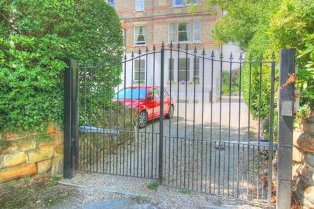 2 bedroom property to rent - Photo 5