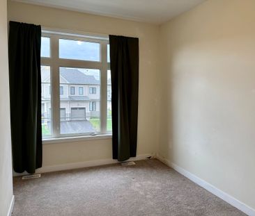 For Lease - 6 LAVENDER Road, Thorold, Ontario - Photo 5