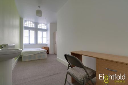 1 bedroom house of multiple occupation to rent - Photo 4