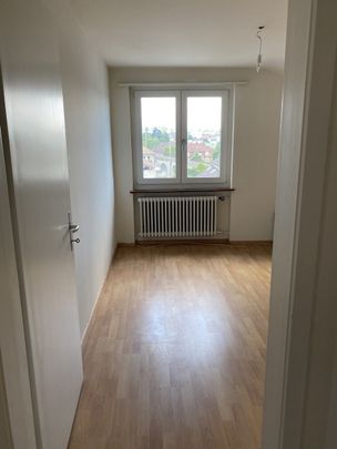 Central location with spacious rooms - Foto 1