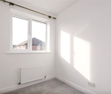 2 bedroom semi-detached house to rent - Photo 6
