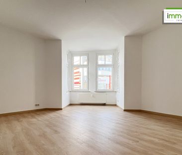 4-Zimmer-Wohnung mit kleinem Balkon, Abstellraum, Tageslichtbad mit... - Photo 4