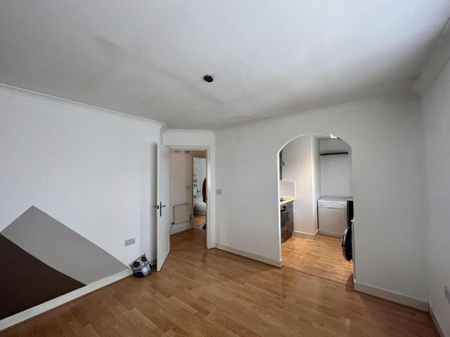 1 bedroom maisonette to rent - Photo 2