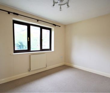 Wilson Road, Thorpe Park, Norwich - Photo 1