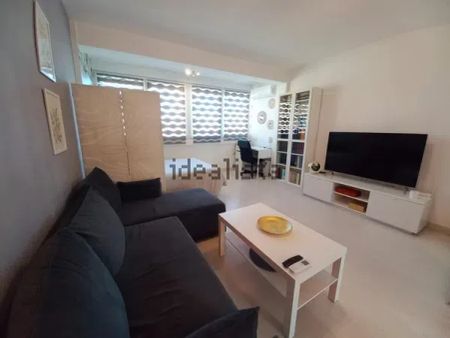 Alquiler de estudio en Calle la Colina - Photo 2