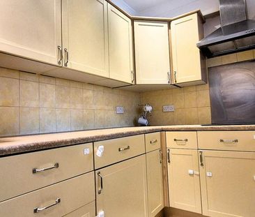 2 bedroom flat to rent - Photo 6
