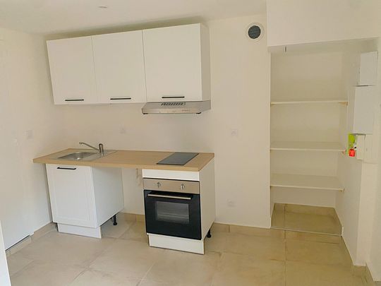 Location Appartement 1 pièce 18m² VILLEFRANCHE SUR SAONE 69400 - Photo 1