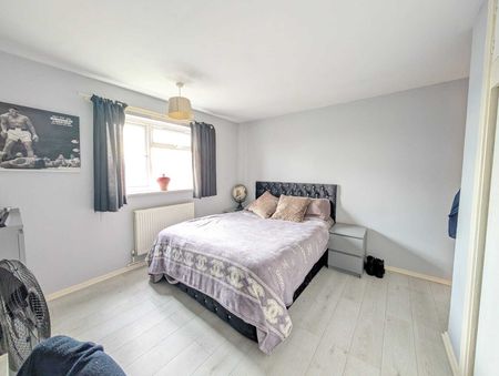 Gentry Place, Norwich - Photo 3