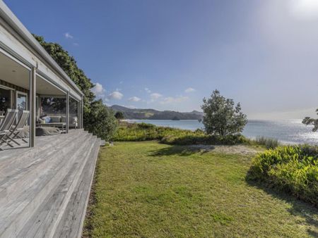 Beach front - Whangapoua - Photo 2