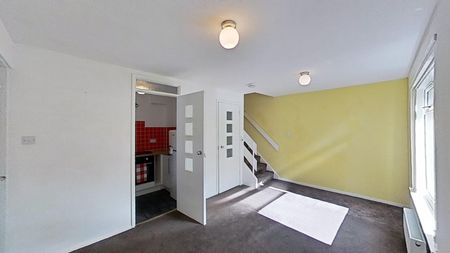 1 bedroom semi-detached house to rent - Photo 4