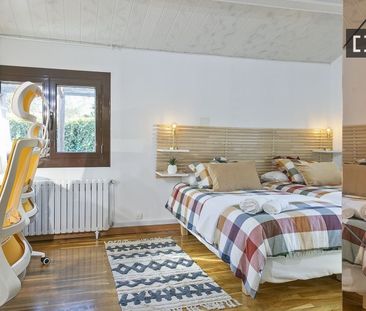 barcelona, Catalonia 08193 - Photo 4