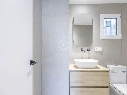 Valencia, Valencian Community 46006 - Photo 1