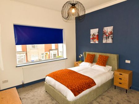 1 bedroom in a house share to rent - Photo 5