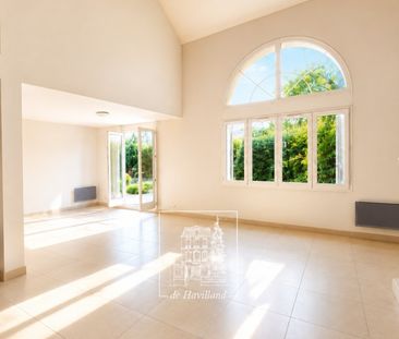 Maison • Croissy-sur-Seine - Photo 2
