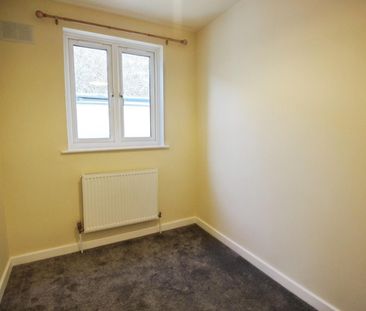 3 bedroom Bungalow To Let Total Size: 645 SQ FT - Photo 5