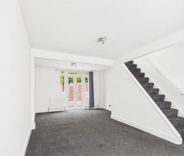 Fernside Avenue, Feltham,TW13 - Photo 2