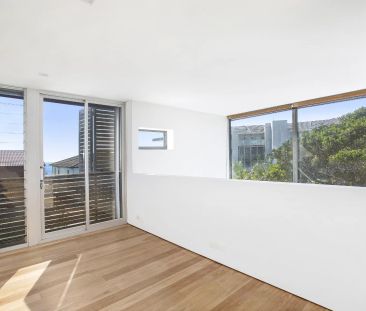 STUNNING COASTAL ARCHITECTURAL ABODE FLOODED IN NATURAL LIGHT - Photo 2