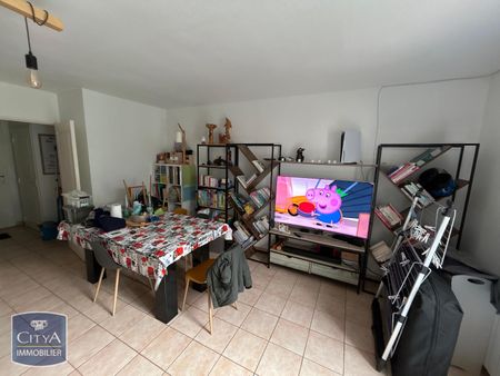 Location Maison 4 pièces 80m² TONNAY CHARENTE 17430 - Photo 3