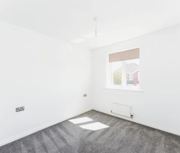 3 bedroom terraced house to rent - Photo 3