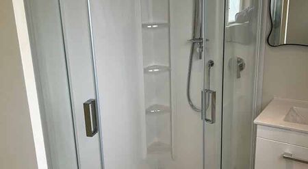 Charming 3BR Home in Fairfield! - Photo 5