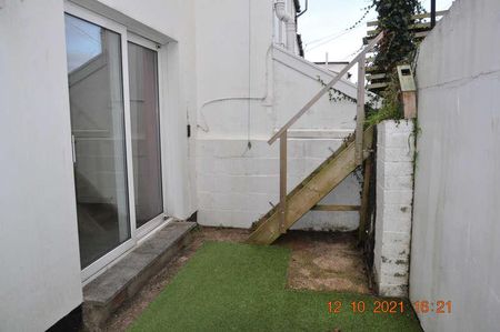 Larkstone Crescent, Ilfracombe, Devon, EX34 - Photo 2