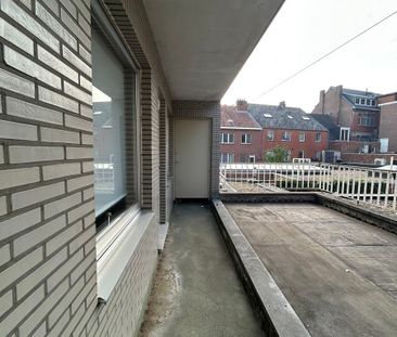Appartement te huur - Photo 1