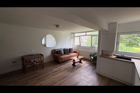 1 Bed Flat, Huntly Court, G41 - Photo 2