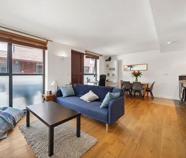 Newbury Mews, Chalk Farm - Photo 2