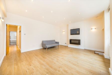 Finborough Road, Earls Court, SW10, London - Photo 2