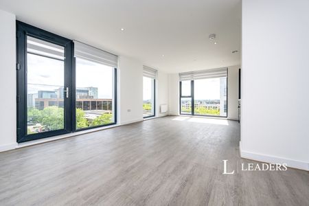 2 bedroom apartment to rent Buckingham Court, 400 Silbury Boulevard, Milton Keynes, MK9 - Photo 2