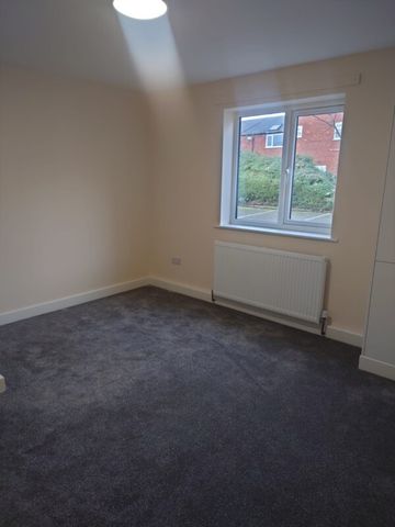 Flat 1, 15 East Road, Northallerton, DL6 1NP. - Photo 3