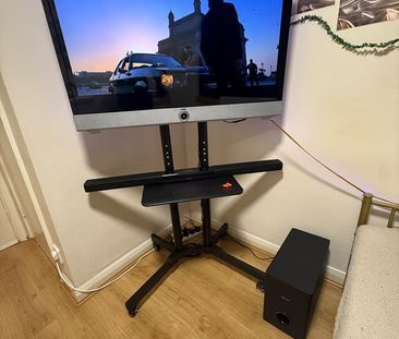 Room in a Shared House, Lathom Road, E6 - Photo 1